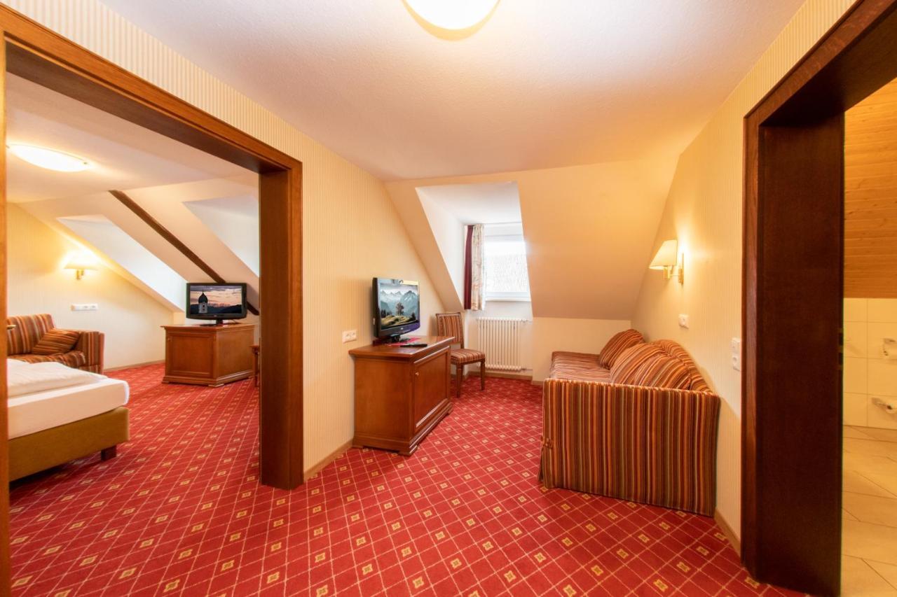 Hotel Gasthof Post เนสเซลวัง ภายนอก รูปภาพ