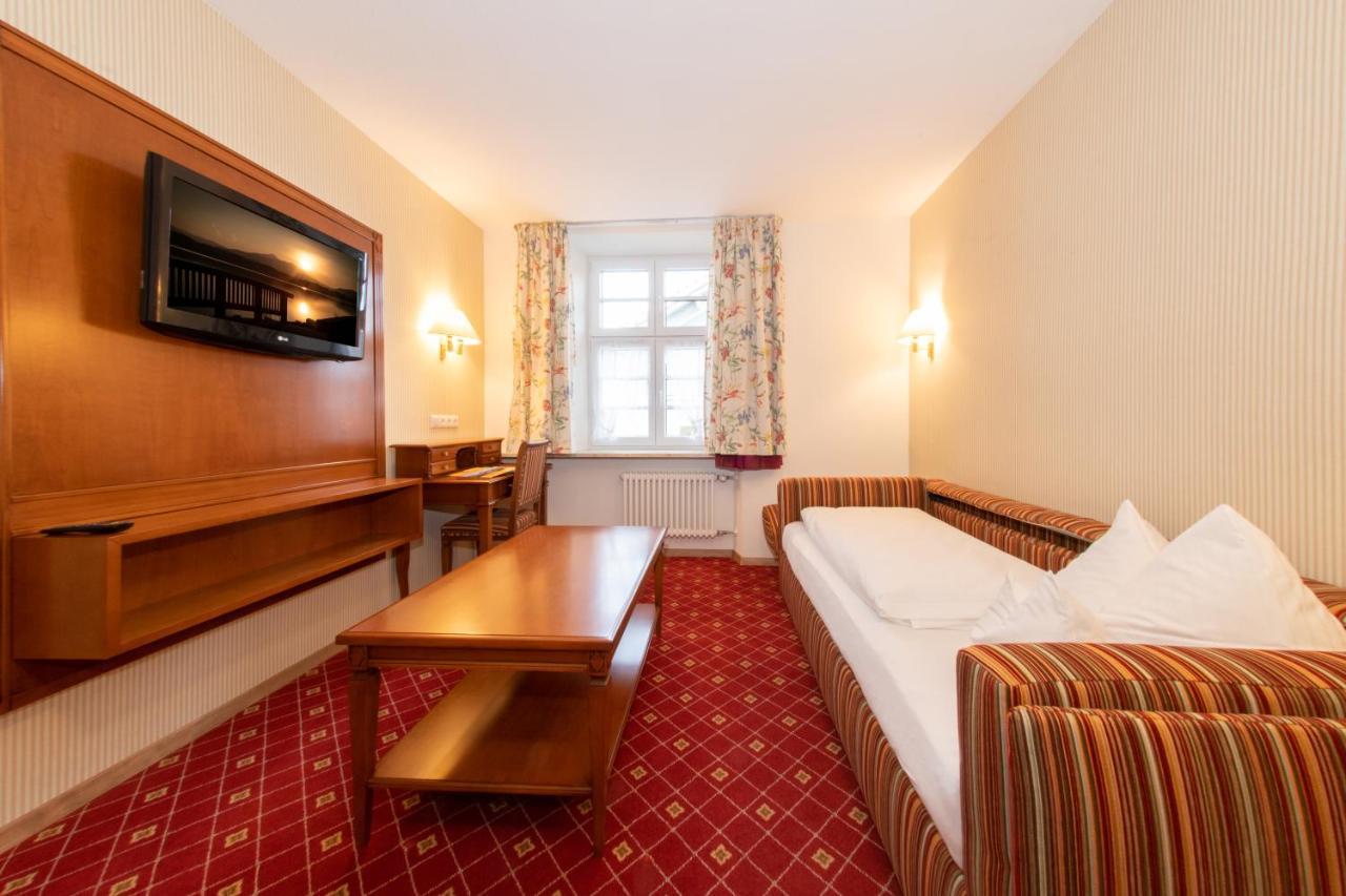 Hotel Gasthof Post เนสเซลวัง ภายนอก รูปภาพ
