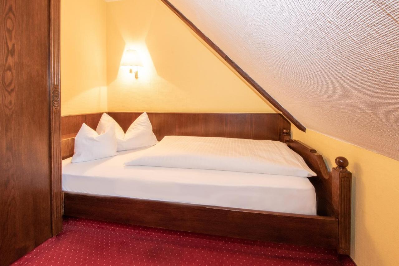 Hotel Gasthof Post เนสเซลวัง ภายนอก รูปภาพ